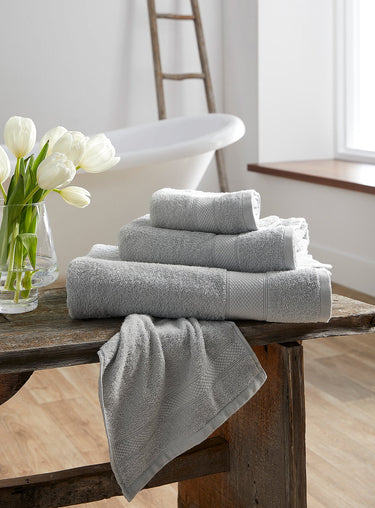 Extra-value colour towels